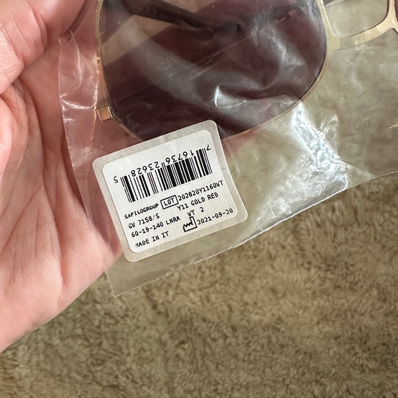 Givenchy Sunglasses - Picture 5 of 9